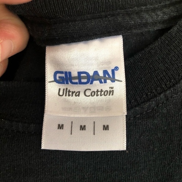 University of Wisconsin Social Work 2015 peace sign tee size medium - Picture 5 of 7